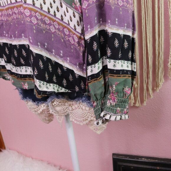 Maurices | Printed Keyhole Long‎ Sleeve Top XL - Picture 4 of 8